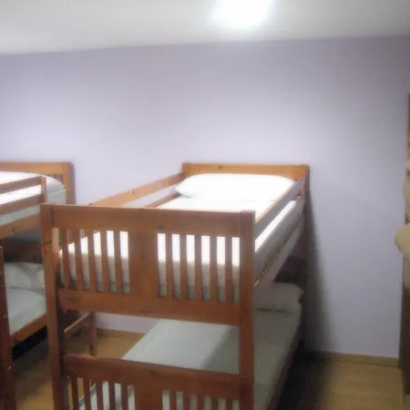 Hostel Turistico Rio Aragon
