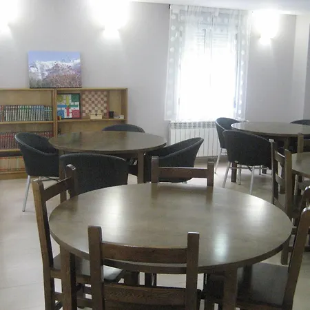 Hostel Turistico Rio Aragon