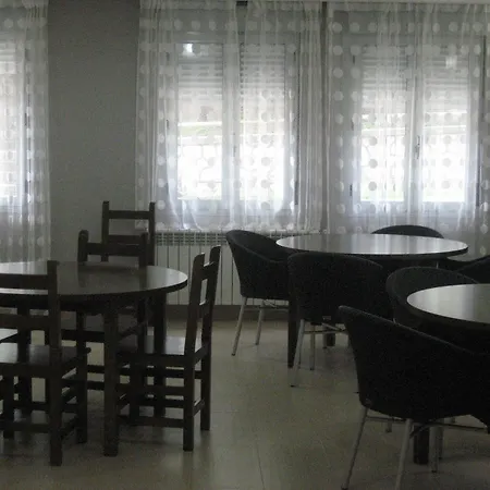 Hostel Turistico Rio Aragon