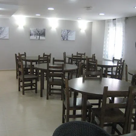 Hostel Turistico Rio Aragon *