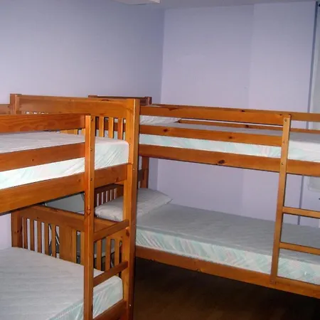 Hostel Turistico Rio Aragon Canfranc